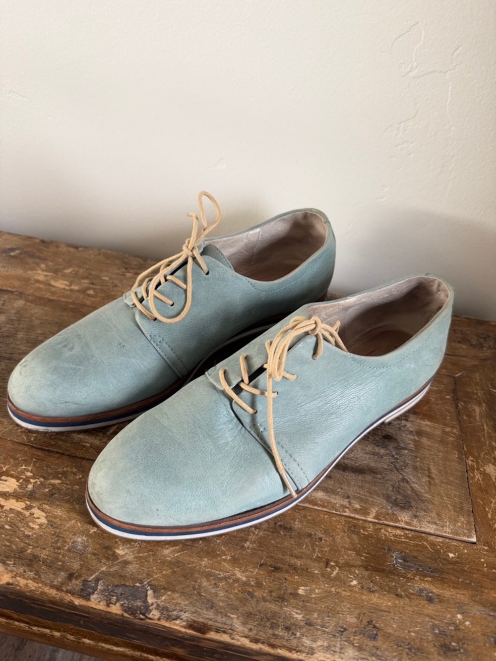 Two by Vince Camuto Leather Casual Derby Shoes in Light Blue size 8.5
